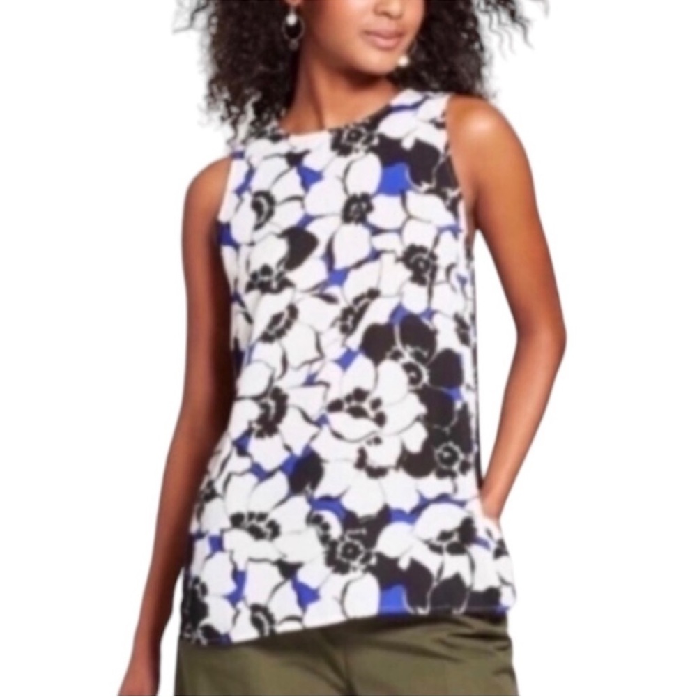 Who What Wear black and white floral tank blouse with blue accent size medium